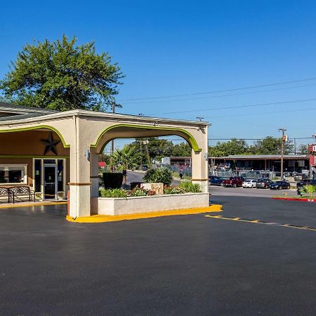 Rodeway Inn San Antonio Lackland Afb - Seaworld Εξωτερικό φωτογραφία