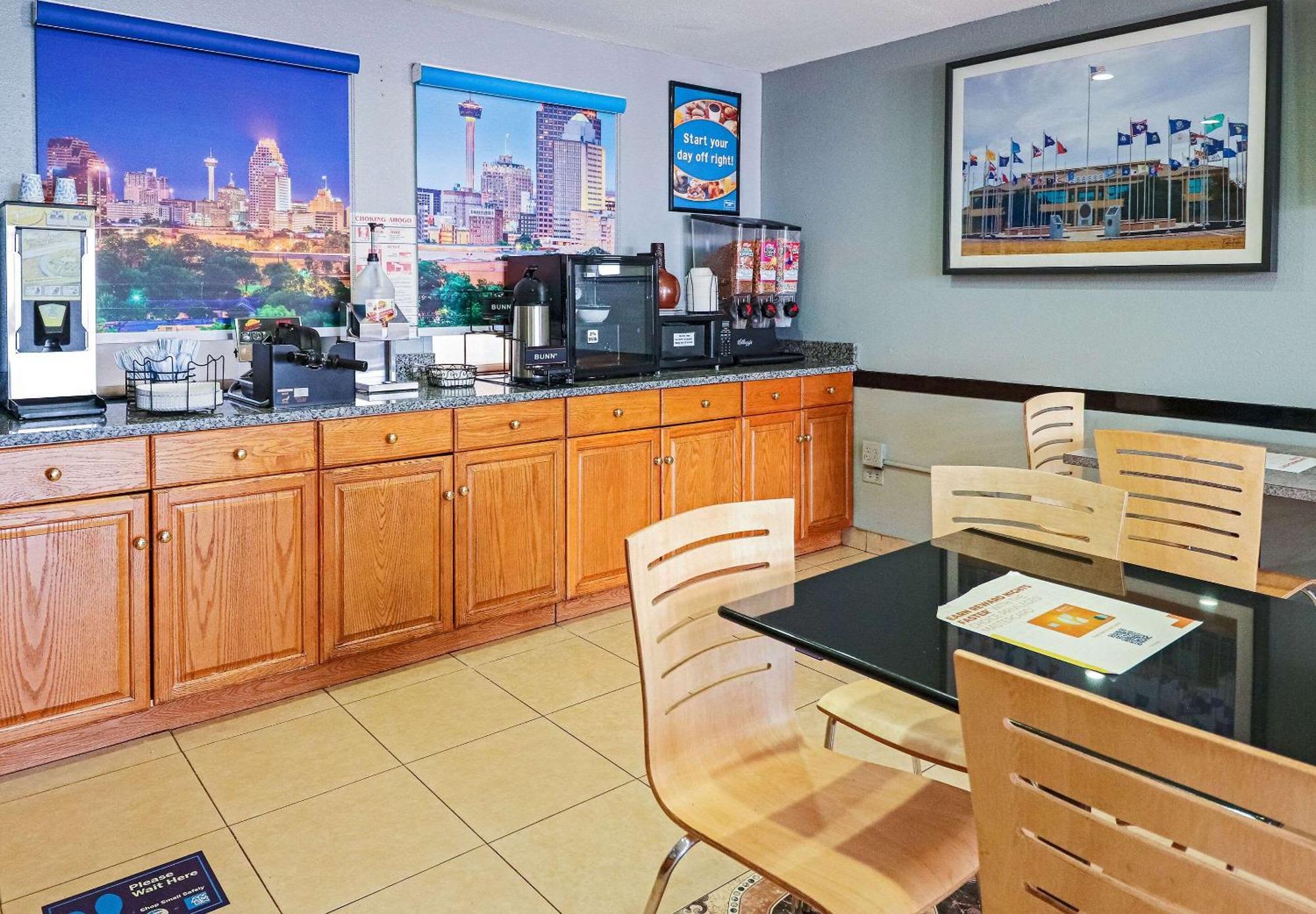 Rodeway Inn San Antonio Lackland Afb - Seaworld Εξωτερικό φωτογραφία